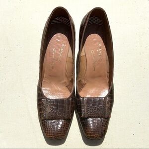 Vintage Brown Crocodile Pattern Heels